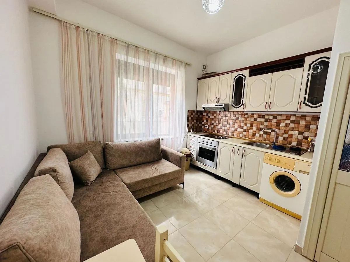 Room 99 Shkodër 0*,  Albania